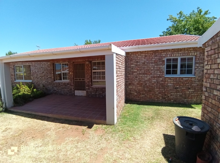 2 Bedroom Property for Sale in West Bank Western Cape